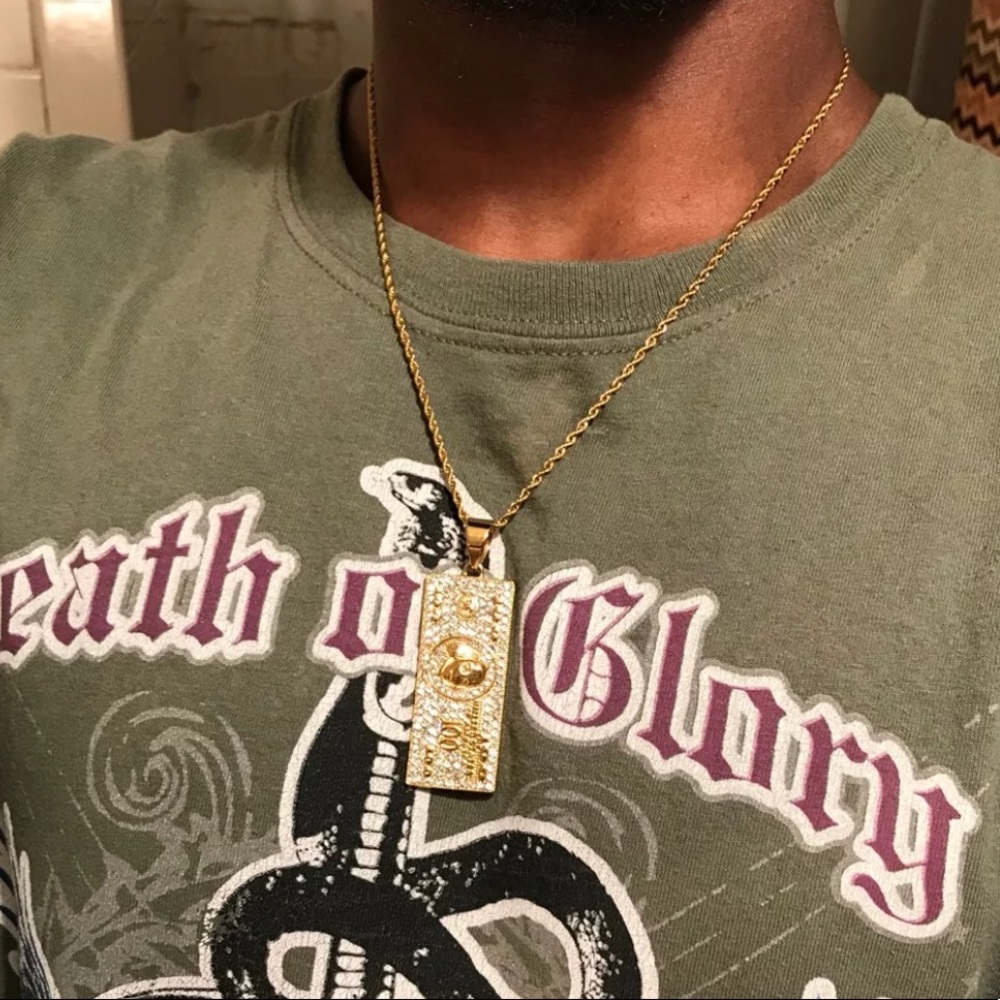 Chain - Picture 2 of 5
